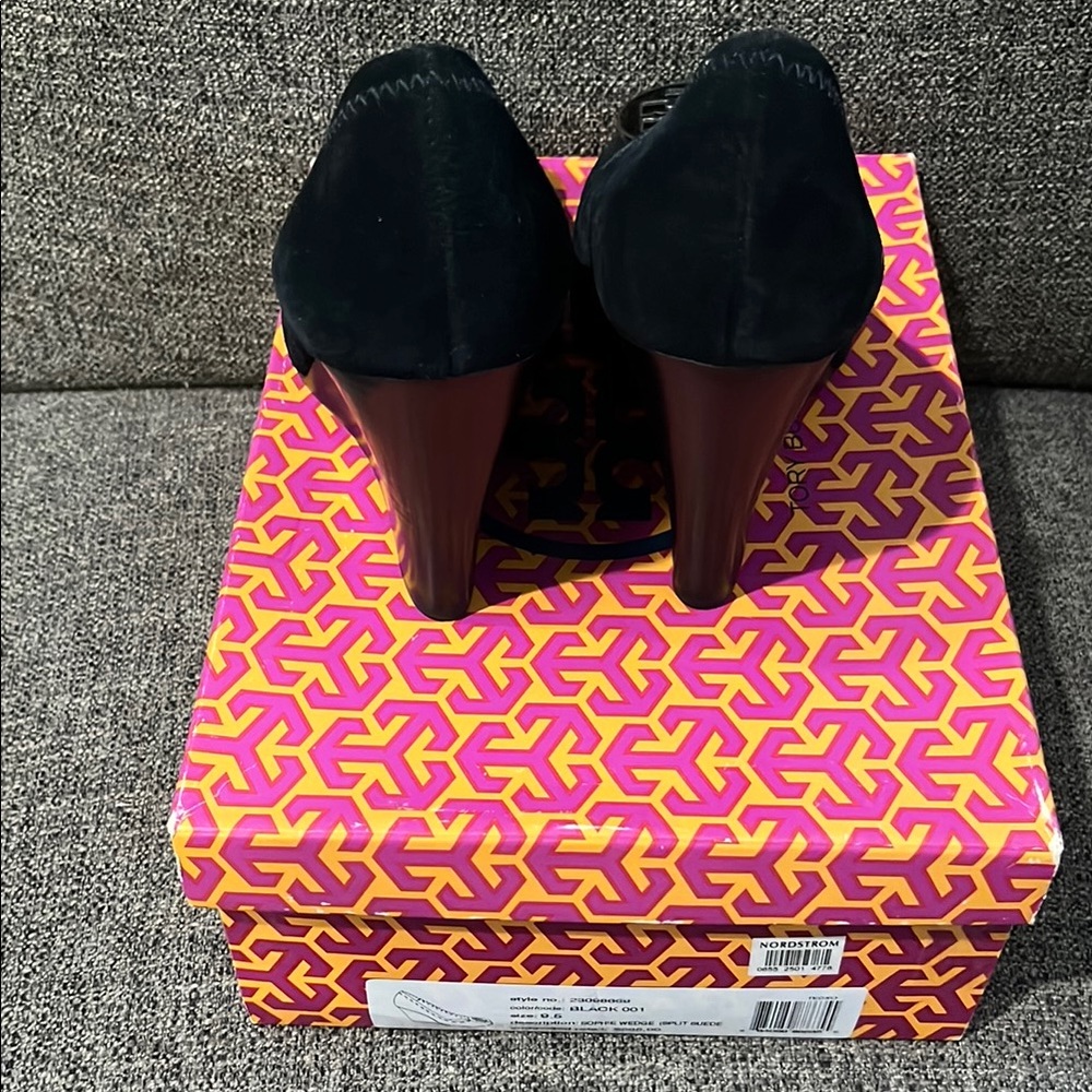 New Tory Burch Sophie Wedge Suede shoes - Picture 3 of 12